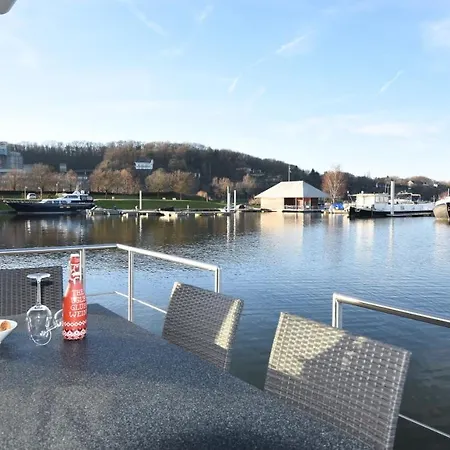 Holiday home Houseboat Martinique Maastricht