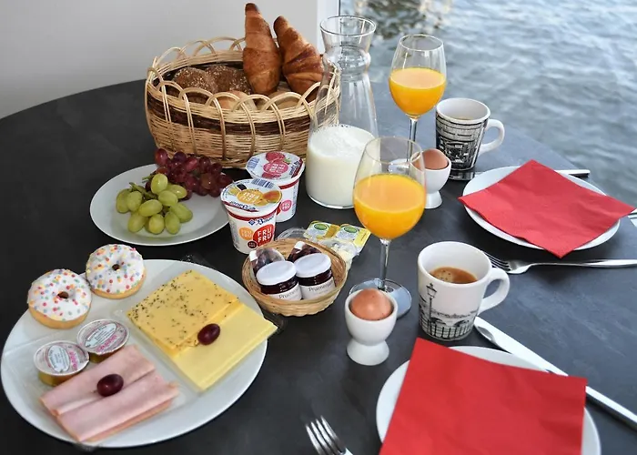 Houseboat Martinique *