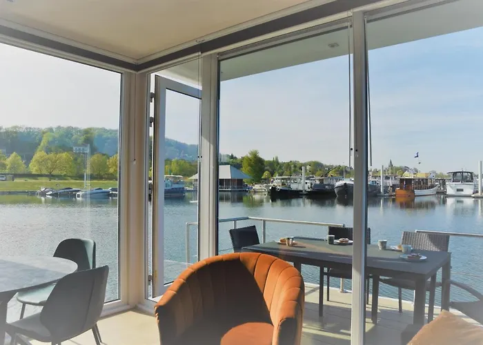 Houseboat Martinique Maastricht